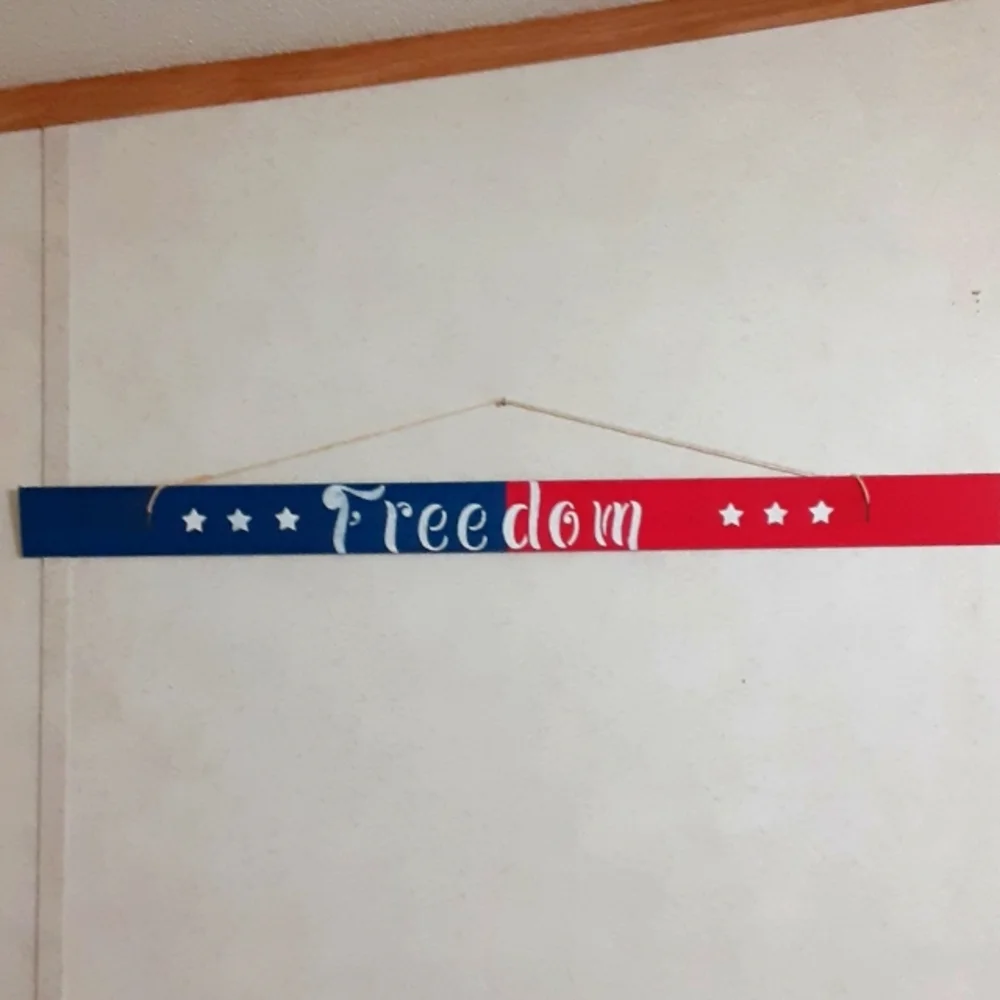 FREEDOM LONG PATRIOTIC HANGING SIGN